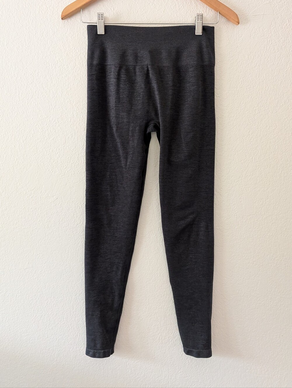 Alphalete Amplify Leggings Dark Heather Gray Size M